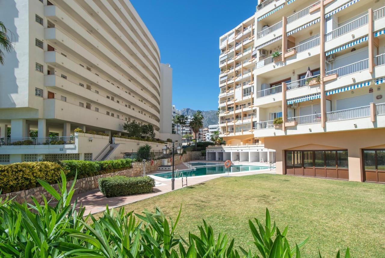 Cibeles...Estudio En El Paseo Maritimo....Wifi Marbella Kültér fotó