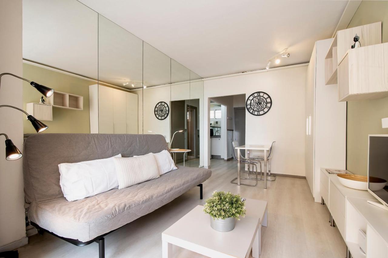 Cibeles...Estudio En El Paseo Maritimo....Wifi Marbella Kültér fotó