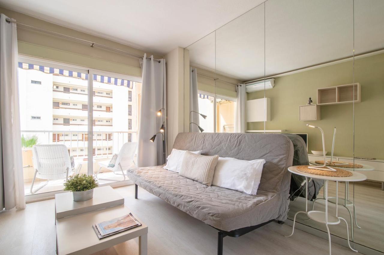 Cibeles...Estudio En El Paseo Maritimo....Wifi Marbella Kültér fotó